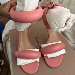 gianvito rossi pink sandal heel